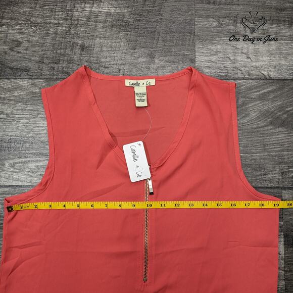 Camille & Co Sleeveless Zip Front Top Size M - Picture 3 of 5